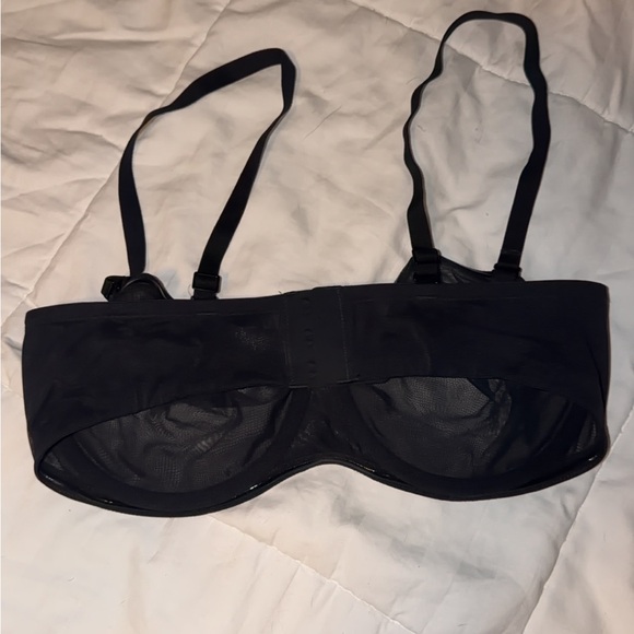 SKIMS Sheer Black Mesh Bra - Picture 4 of 4